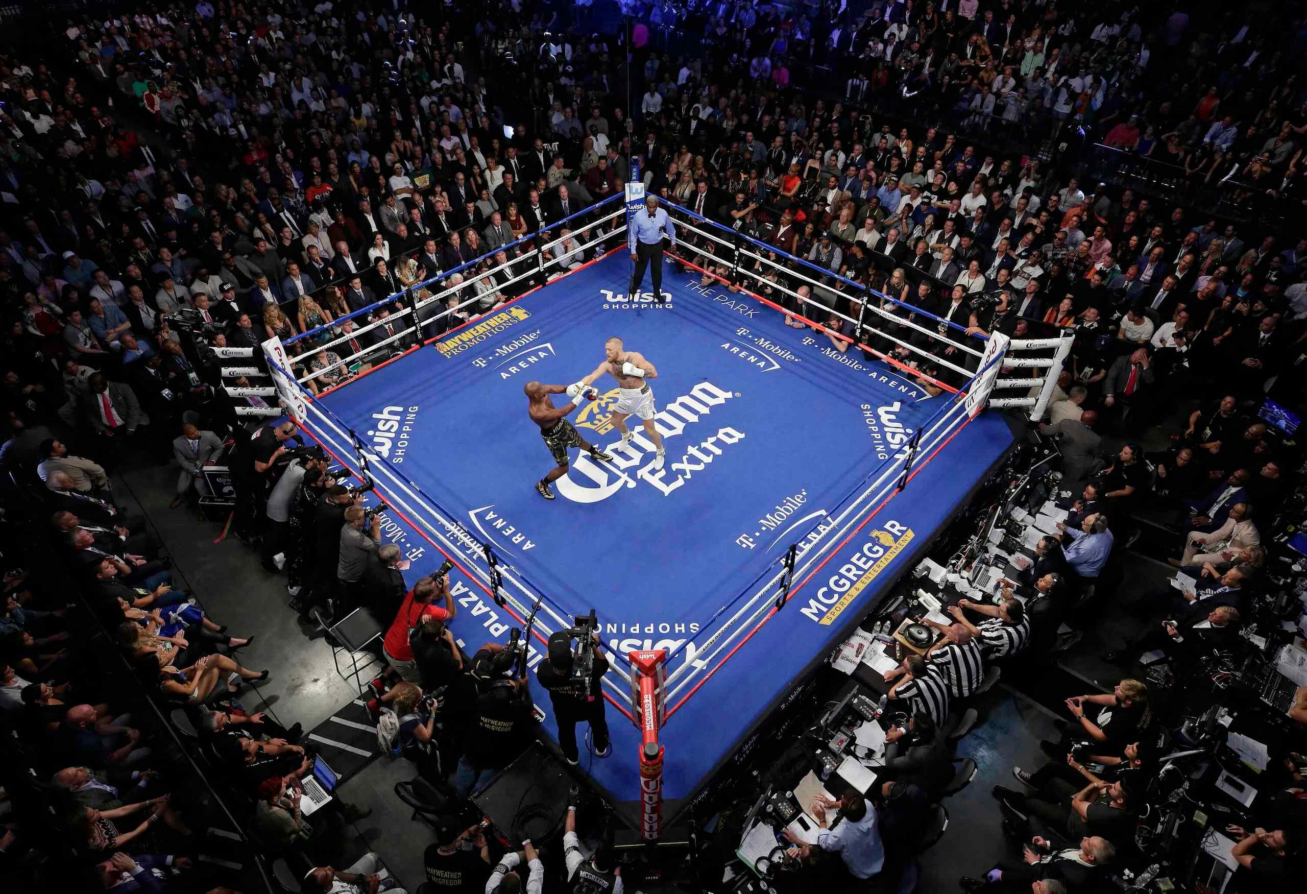 The famous boxing match between Conor McGregor and Floyd Mayweather